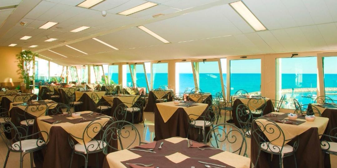 Hotel Borgo Marina Rodi Garganico Luaran gambar