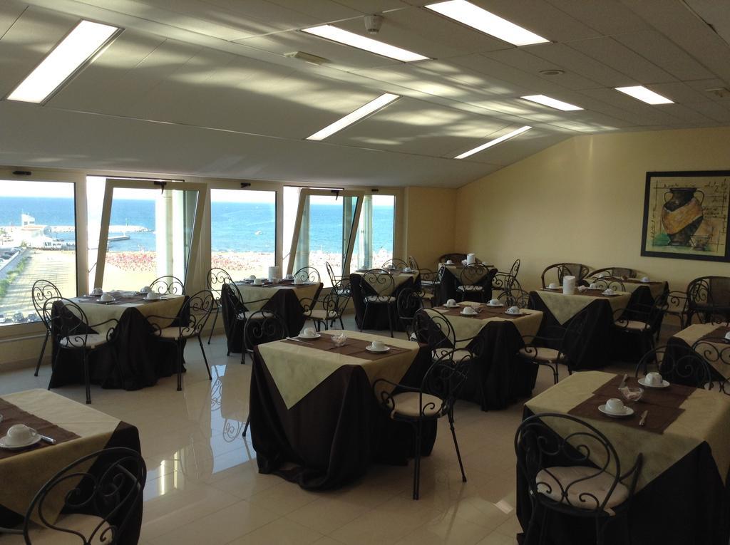 Hotel Borgo Marina Rodi Garganico Luaran gambar